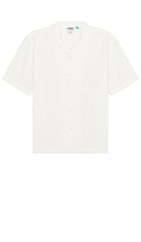 Eyelet Short Sleeve Camp Shirt in . Taglia XL/1X - Guess Originals - Modalova