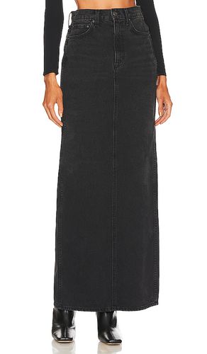 Amara Maxi Pencil Skirt with Back Slit in . Size 24, 25, 26 - GRLFRND - Modalova