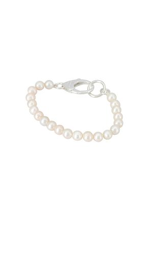 White Pearl Lobster Bracelet in . Size 8.5, 8in - Hatton Labs - Modalova