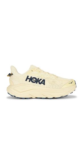Challenger 8 Sneaker in . Size 7. Also in 8, 8.5, 9, 9.5 - HOKA - Modalova
