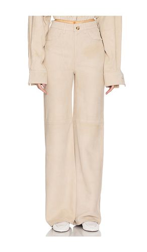 Pantalones suede 5 pocket en color beige talla L en - Beige. Talla L (también en M, XL) - Helsa - Modalova