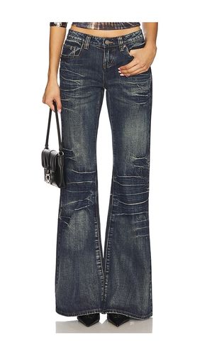 Extreme Wash Flare Jeans in . Size 25, 26, 28, 30 - Jaded London - Modalova