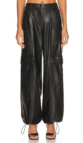 Luxe Faux Leather Cargo Pant in . Size 4, 6, 8 - SIMKHAI - Modalova