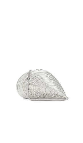 Bridget Mini Metal Oyster Shell Clutch in - SIMKHAI - Modalova