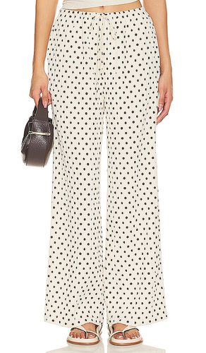 Pantalones kimmi en color crema talla M en & - Cream. Talla M (también en L, S, XS) - Line & Dot - Modalova