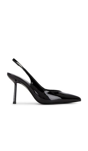 X REVOLVE Raquel Pump in . Taglia 6. Also in 8, 8.5, 9, 10 - Michael Costello - Modalova