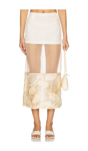 Triple Skirt in . Size L. Also in M, S - Milkwhite - Modalova