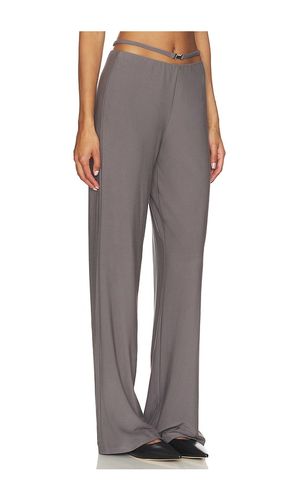 Windsor Straight Leg Pant in . Size S. Also in M, L - MADISON THE LABEL - Modalova