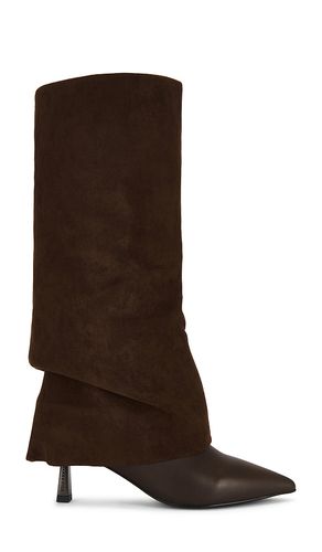 X REVOLVE The Sia Boot in . Size 8. Also in 9 - Nakedvice - Modalova