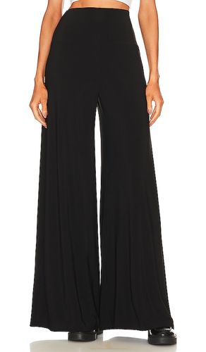 Elephant Pant in . Size L. Also in M, S, XS - Norma Kamali - Modalova