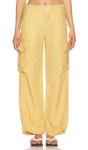 Pantalón cargo bennett en color amarillo talla 26 en - Yellow. Talla 26 (también en 27) - NSF - Modalova