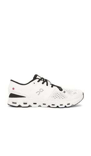 Cloud X 4 Sneaker in . Size 7, 7.5, 9.5 - On - Modalova