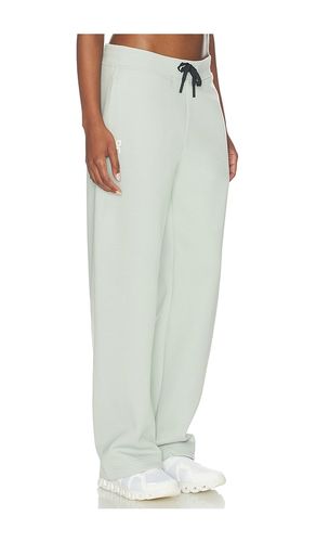 Focus Tech Sweatpant in . Size S. Also in M, L - On - Modalova