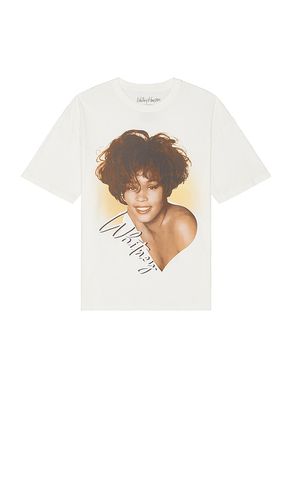 Camiseta tamaño grande whitney houston en color crema talla L en - Cream. Talla L (también en M, S, XL/1X) - Philcos - Modalova