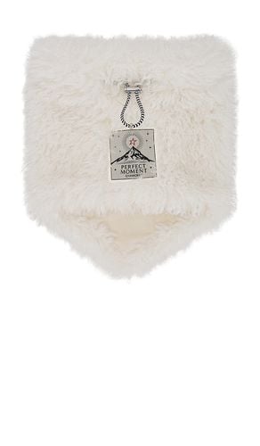 Faux shearling face scarf en color blanco talla all en - White. Talla all - Perfect Moment - Modalova