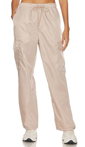 Jade Lightweight Cargo Trouser in . Taglia XL - PISTOLA - Modalova