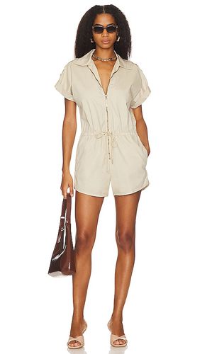 Meg Short Sleeve Zip Front Romper in . Taglia S - PISTOLA - Modalova