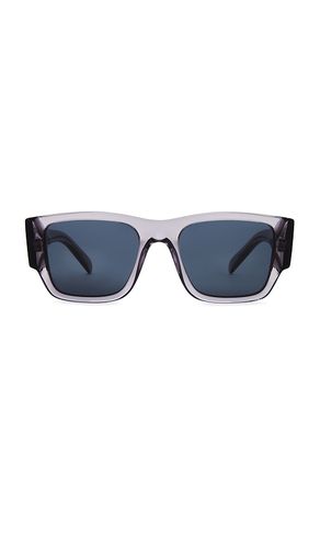 Prada Wayfarer Sunglasses in Grey - Prada - Modalova