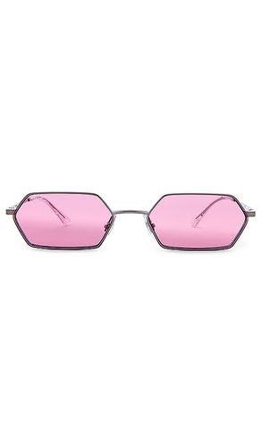 Ray-Ban Yevi Sunglasses in Pink - Ray-Ban - Modalova