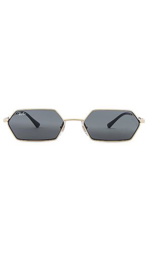 Ray-Ban Yevi Sunglasses in Black - Ray-Ban - Modalova