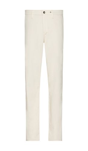 Standard Chino Pant in . Taglia 36 - Rag & Bone - Modalova