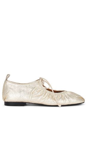 Zapato plano bow shirring en color oro metálico talla 38 en - Metallic Gold. Talla 38 (también en 39) - Reike Nen - Modalova