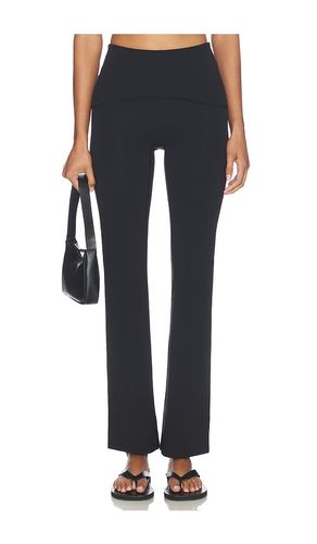 Booty Boost Yoga Pant in . Taglia XS. Also in M, L, XL, 1X - SPANX - Modalova