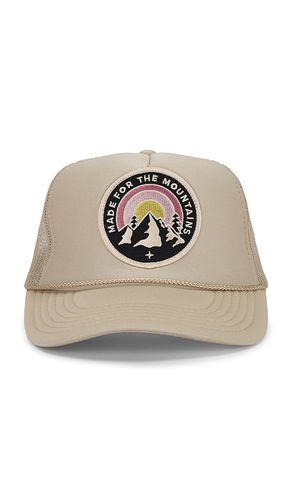 Made For The Mountains Hat in - Friday Feelin - Modalova