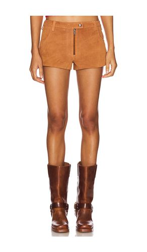 X revolve perfect suede short en color talla L en - Tan. Talla L (también en M, S, XL) - Understated Leather - Modalova