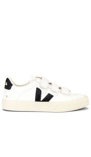 Recife Sneaker in . Size 35. Also in 36, 37, 38, 39, 40, 41 - Veja - Modalova