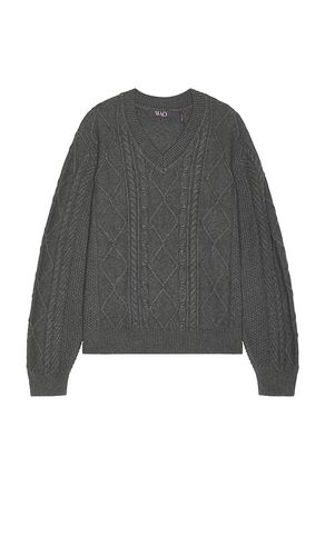 Cable Knit V-Neck Sweater in . Size M, S, XL/1X, XS - WAO - Modalova