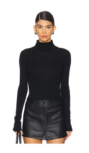 Superfine Merino Fitted Turtleneck in . Size XS - White + Warren - Modalova