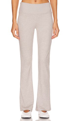 Low Rise Flare Pant in . Taglia S, XL, XS - WeWoreWhat - Modalova