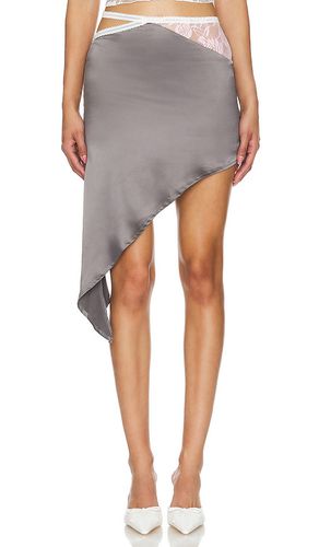 Split Our Way Satin Skirt in . Size L, XS - Zemeta - Modalova