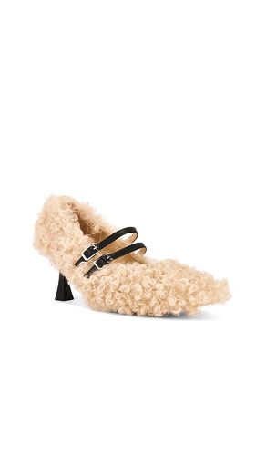 Teddy Heel in . Size 5. Also in 6, 8 - Zemeta - Modalova
