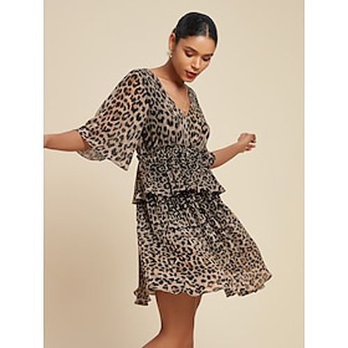 Chiffon Pleated Leopard Print V Neck Mini Dress - Ador - Modalova