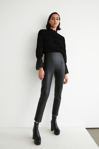 Womens Cropped Slim Faux Leather Trouser - - 10 - Warehouse - Modalova