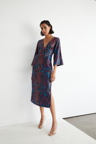 Womens Animal Printed Sequin Flare Sleeve Midi Dress - - XS - Warehouse - Modalova