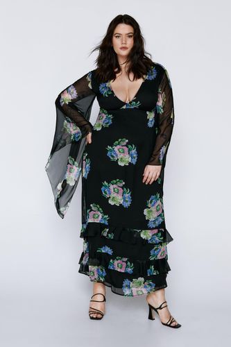 Womens Plus Waterfall Sleeve Plunge Floral Maxi Dress - - 18 - Warehouse - Modalova
