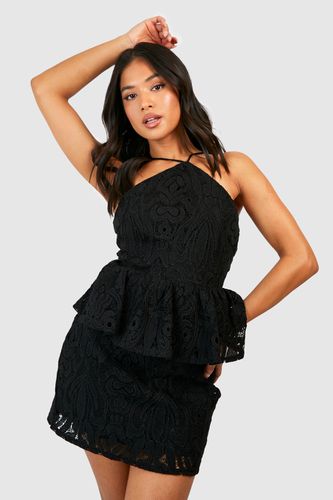 Womens Petite Premium Lace High Peplum Mini Dress - - 10 - boohoo - Modalova