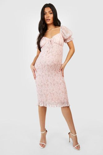 Womens Maternity Ditsy Shirred Midi Dress - - 14 - boohoo - Modalova
