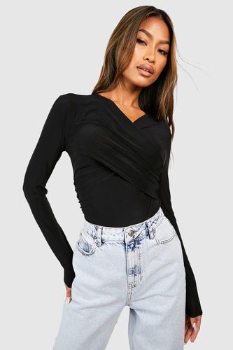 Womens Slinky Drape Wrap Front Long Sleeve Top - - 12 - boohoo - Modalova