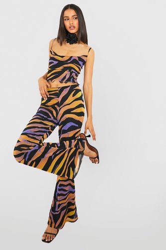 Womens Mesh Zebra Print Flared Trousers - - 12 - boohoo - Modalova