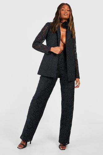 Womens Premium Lace Flared Tailored Trousers - - 14 - boohoo - Modalova
