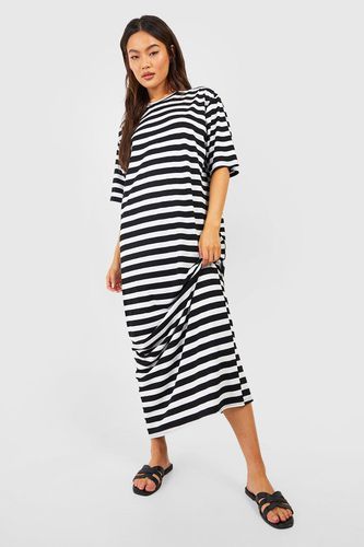 Womens Oversized Striped T-shirt Maxi Dress - - 8 - boohoo - Modalova