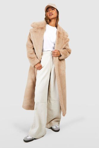 Womens Belted Faux Fur Coat - - 12 - boohoo - Modalova