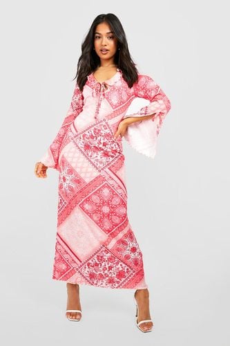 Womens Petite Paisley Ruffle Flare Sleeve Midaxi Dress - - 10 - boohoo - Modalova