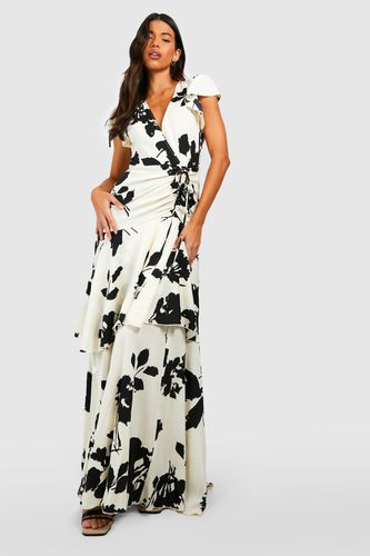 Womens Tall Mono Floral Wrap Ruffle Ruched Angel Sleeve Dress - - 16 - boohoo - Modalova