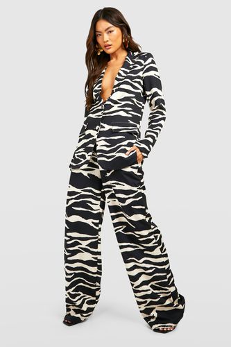 Womens Zebra Print Relaxed Fit Wide Leg Trousers - - 8 - boohoo - Modalova