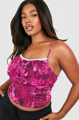 Womens Plus Lace And Ruched Floral Cami Top - - 16 - boohoo - Modalova
